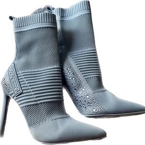 Steve Madden Maxwell Blue Booties